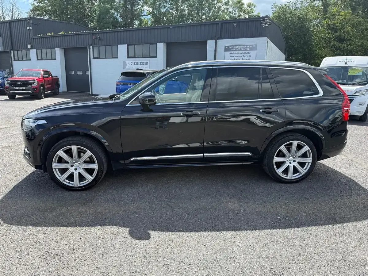 Used Volvo XC90 Inscription 2016 Black SUV
