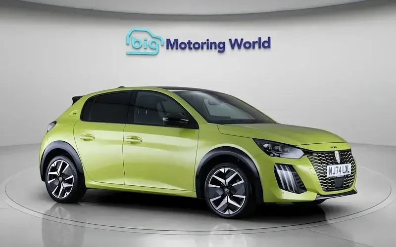 Used Peugeot 208 GTi 137 HP (100 kW) 2024 Yellow Hatchback