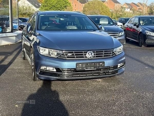 Used VW Passat R-line 190 HP (139 kW) 2017 Blue Estate