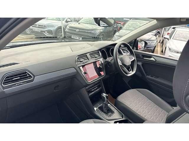 Image 2/4