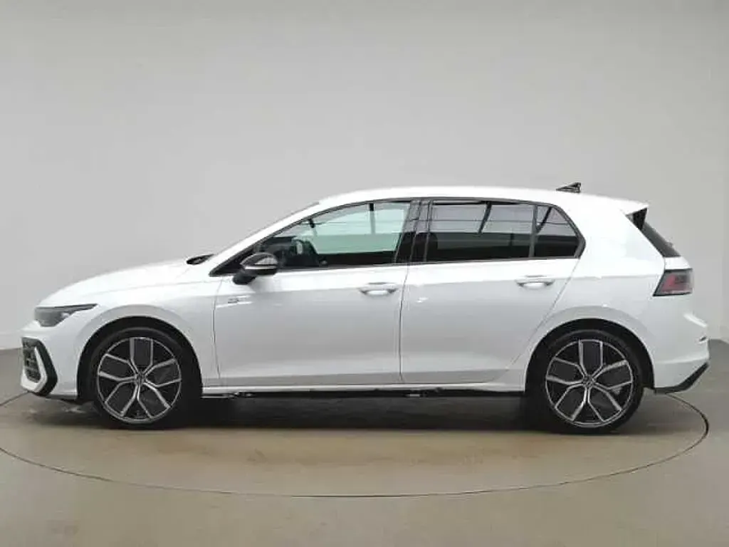 New VW Golf VIII 150 HP (110 kW) 2025