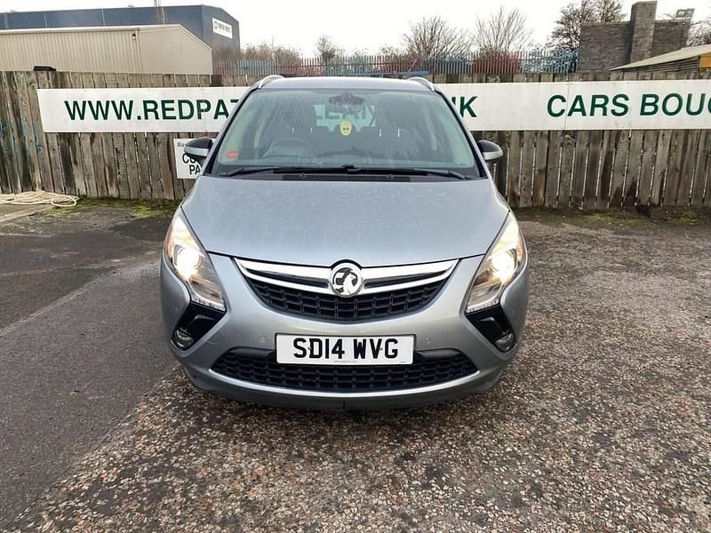 Used Vauxhall Zafira Tourer 140 HP (102 kW) 2014 Silver MPV