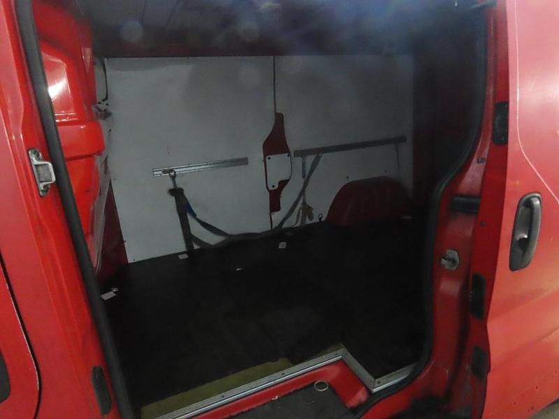 Image 4/4