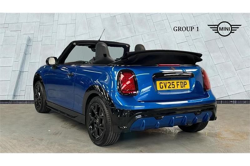 Used Mini Cooper Cabriolet Sport 201 HP (147 kW) 2025 Icy sunshine blue Cabriolet
