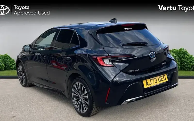 Używany Toyota Corolla Design 140 KM (102 kW) 2026 Hatchback