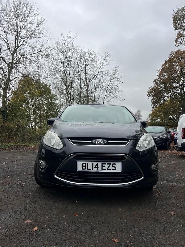 Black Used 2014 Ford C-MAX Titanium MPV | £3,500 (Good price) - Image 1/4