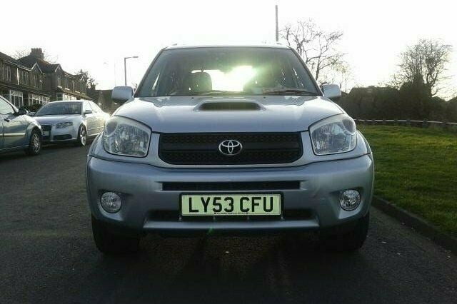 Used Toyota RAV4 114 HP (83 kW) 2003 SUV
