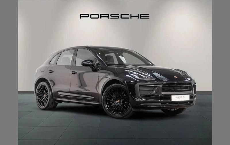 Used Porsche Macan 261 HP (191 kW) 2022 Black SUV