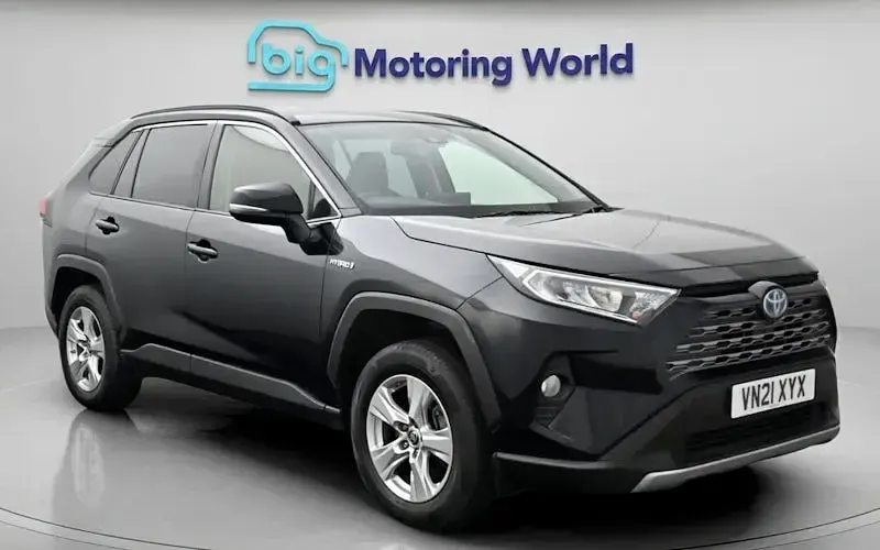 Usado Toyota RAV4 218 HP (160 kW) 2022 SUV