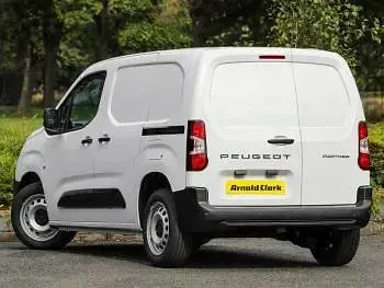 Nouă Peugeot Partner 131 CP (96 kW) 2026 Alb Monovolum