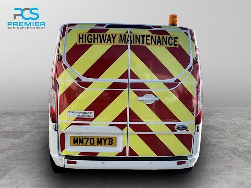 Used Ford Transit Custom Limited 130 HP (95 kW) 2020 White Van