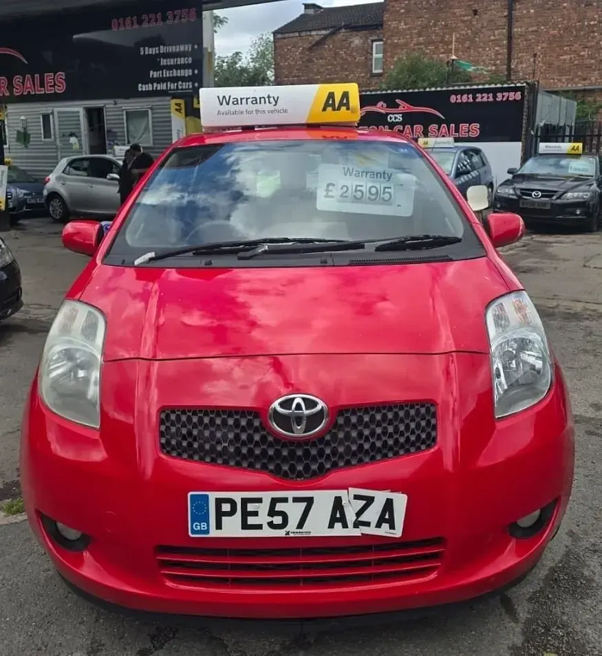 Used Toyota Yaris SR 85 HP (62 kW) 2007 Red Hatchback