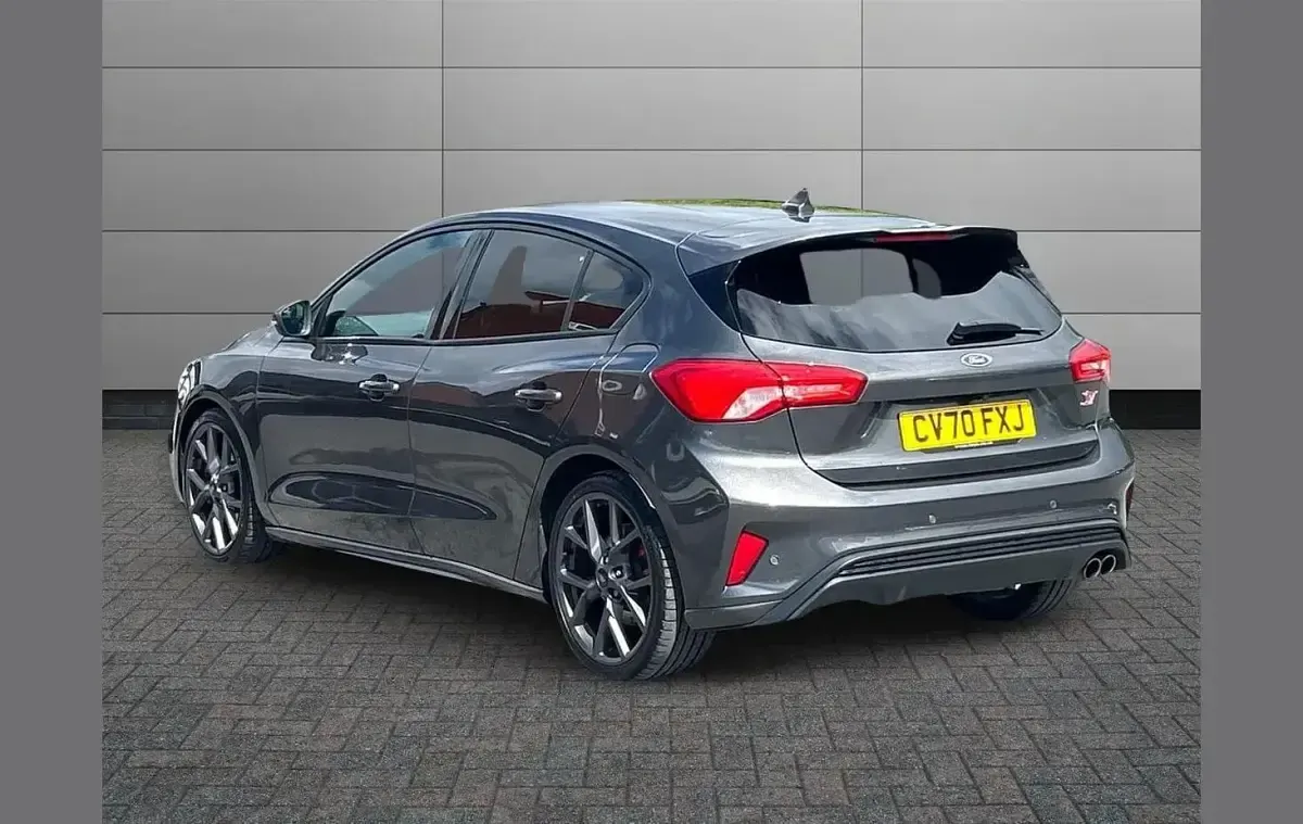 Used Ford Focus ST 187 HP (137 kW) 2020 Grey Hatchback