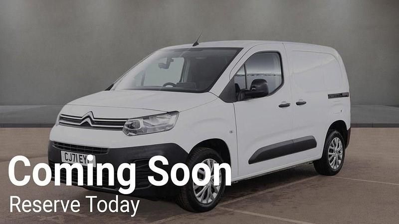 Used Citroën Berlingo 100 HP (73 kW) 2022 White MPV