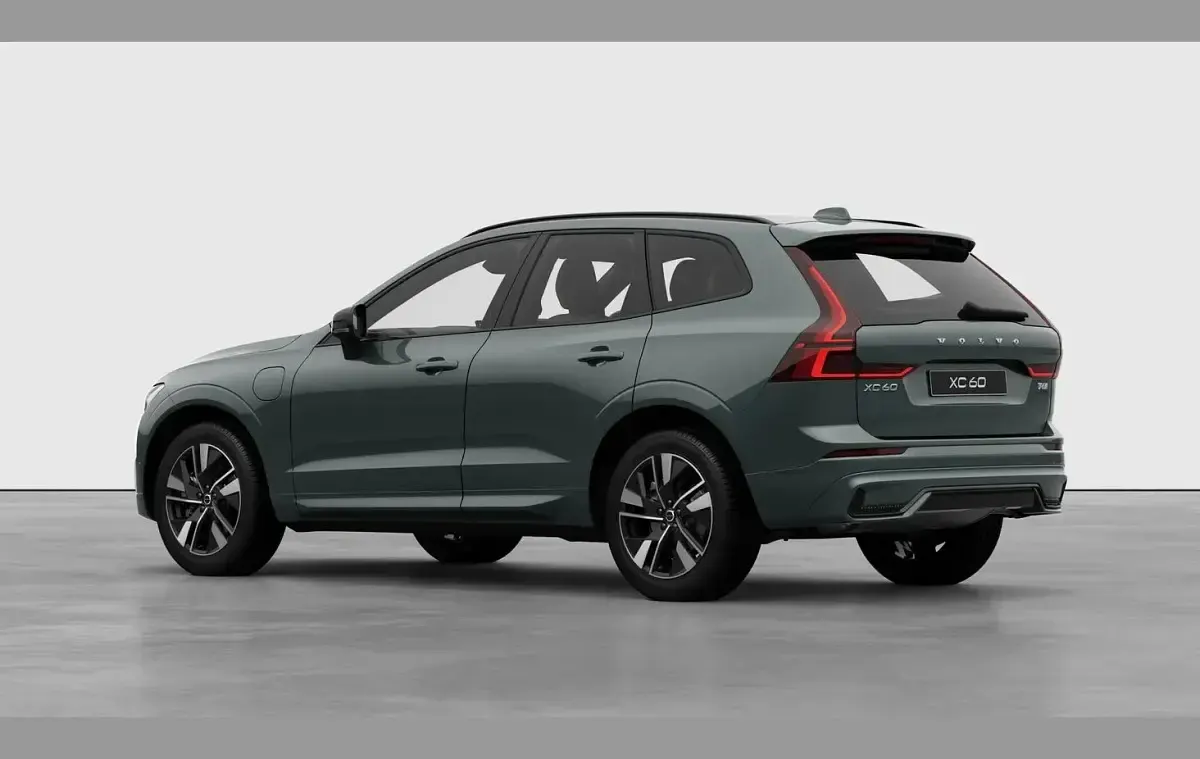 New Volvo XC60 Plus 349 HP (256 kW) 2025 Aurora silver SUV