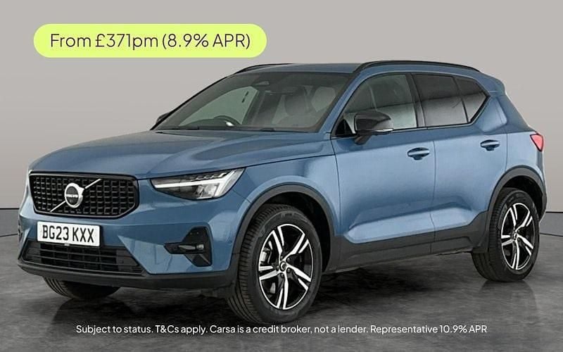 Used 2025 Volvo XC40 Plus SUV | £23,756 (Good price) - Image 1/2