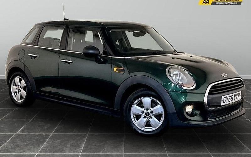 Used 2017 Mini ONE Hatch Hatchback | £3,995 (Good price) - Image 1/2