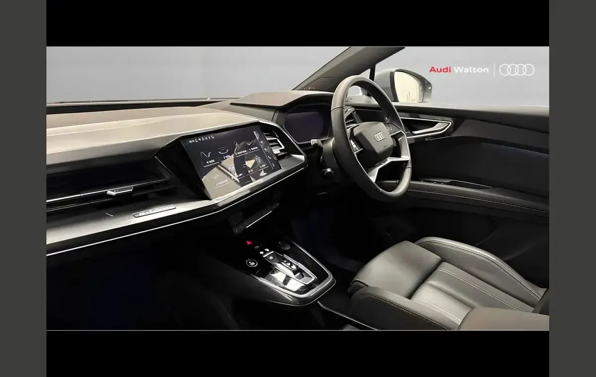 Used Audi Q4 e-tron S-Line 210 kW (286 HP) 2025 Grey SUV