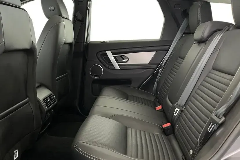 Used Land Rover Discovery Sport SE Dynamic 204 HP (150 kW) 2024 Eiger grey SUV