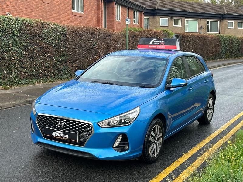 Used Hyundai i30 SE 110 HP (80 kW) 2017 Blue Hatchback