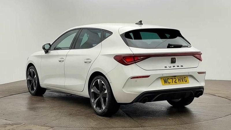 Used Cupra Leon VZ1 245 HP (180 kW) 2023 White Hatchback