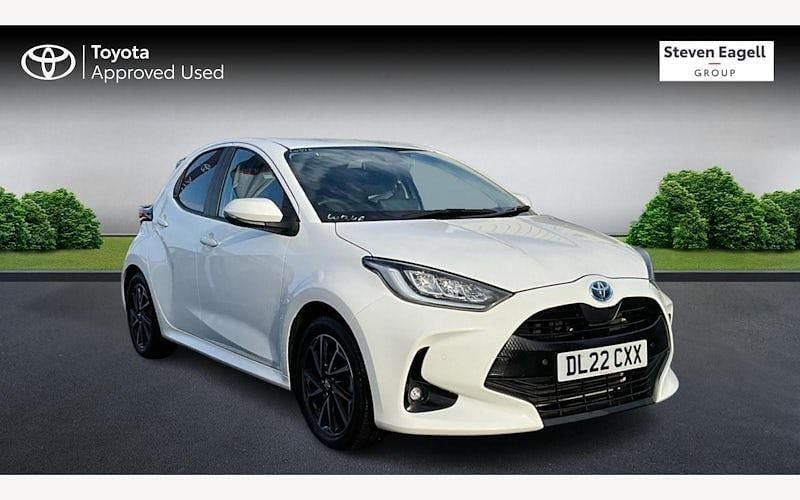 Used Toyota Yaris Hybrid Design 116 HP (85 kW) 2025 Hatchback