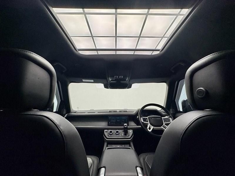 Usado Land Rover Defender HSE Dynamic 2021 Prateado SUV