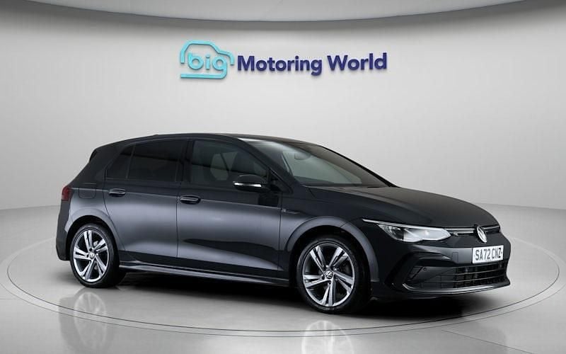 Used 2024 VW Golf VIII R-line Hatchback | £19,600 (Good price) - Image 1/4
