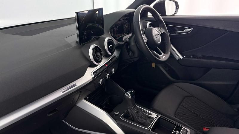 Used Audi Q2 S-Line 150 HP (110 kW) 2024 Grey SUV