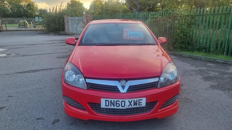 Used Vauxhall Astra Sport 2010 Red Hatchback