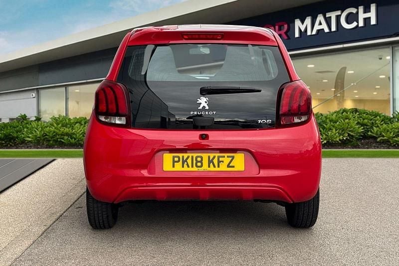 Used Peugeot 108 Active 68 HP (50 kW) 2018 Red Hatchback
