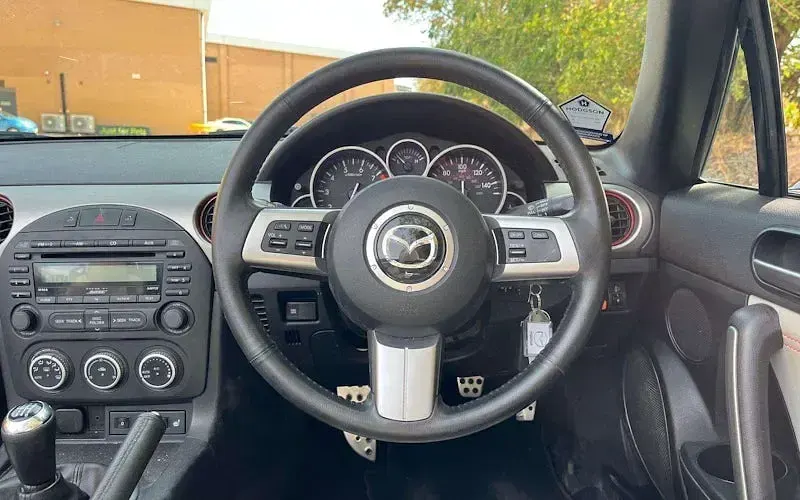 Used Mazda MX5 160 HP (117 kW) 2012 Multicoloured Cabriolet