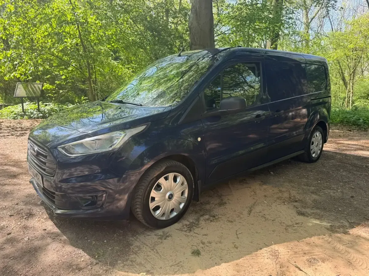 Usado Ford Transit Connect Trend 120 HP (88 kW) 2018 Azul Monovolume