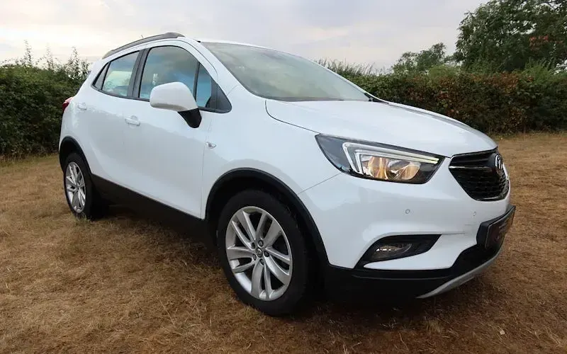 Used Vauxhall Mokka Active 140 HP (102 kW) 2018 White SUV