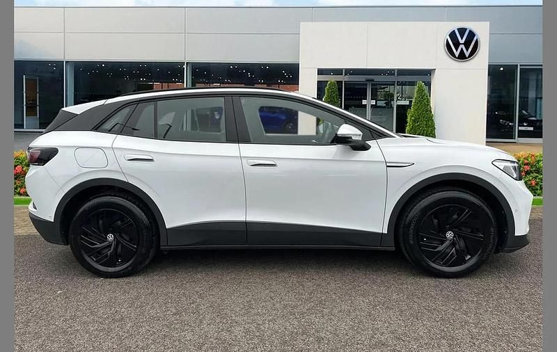 Used VW ID.4 Pure 108 kW (148 HP) 2023 White SUV