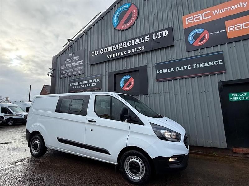 Used Ford Transit Custom Limited 130 HP (95 kW) 2020 White Van