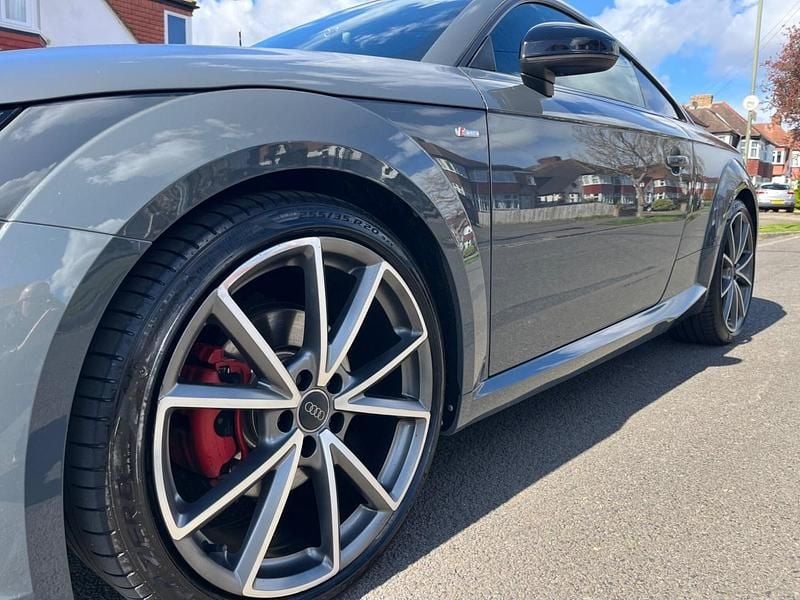 Used Audi TT Black Edition 184 HP (135 kW) 2017 Grey Coupe