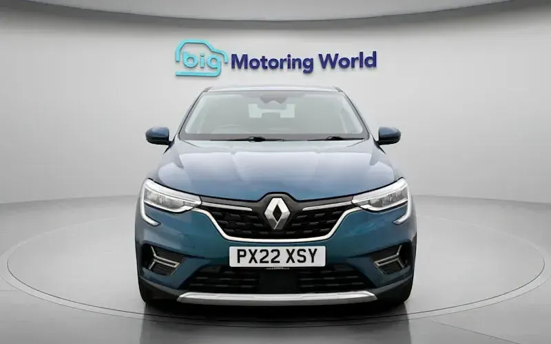 Used Renault Arkana Version S 140 HP (102 kW) 2022 Blue SUV
