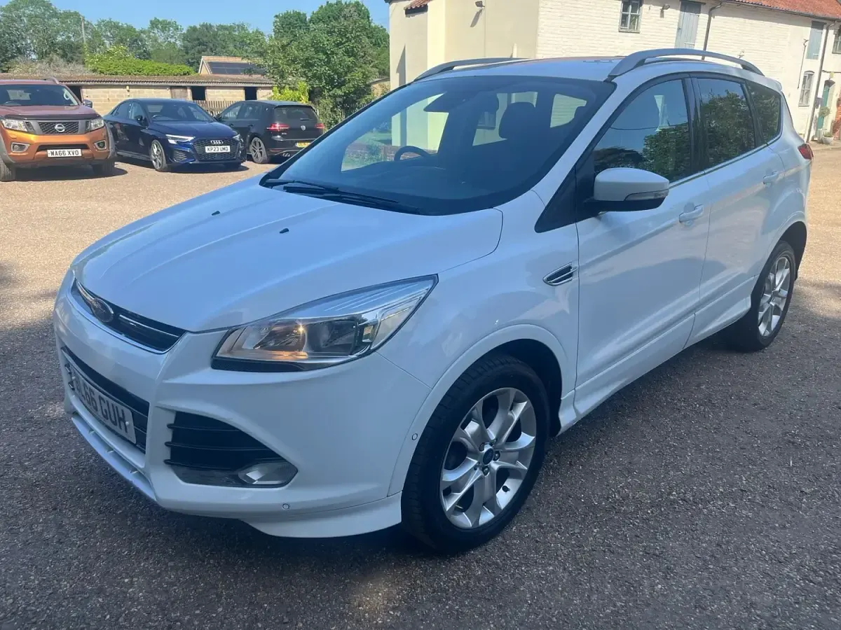 Used Ford Kuga Sport 150 HP (110 kW) 2016 White SUV