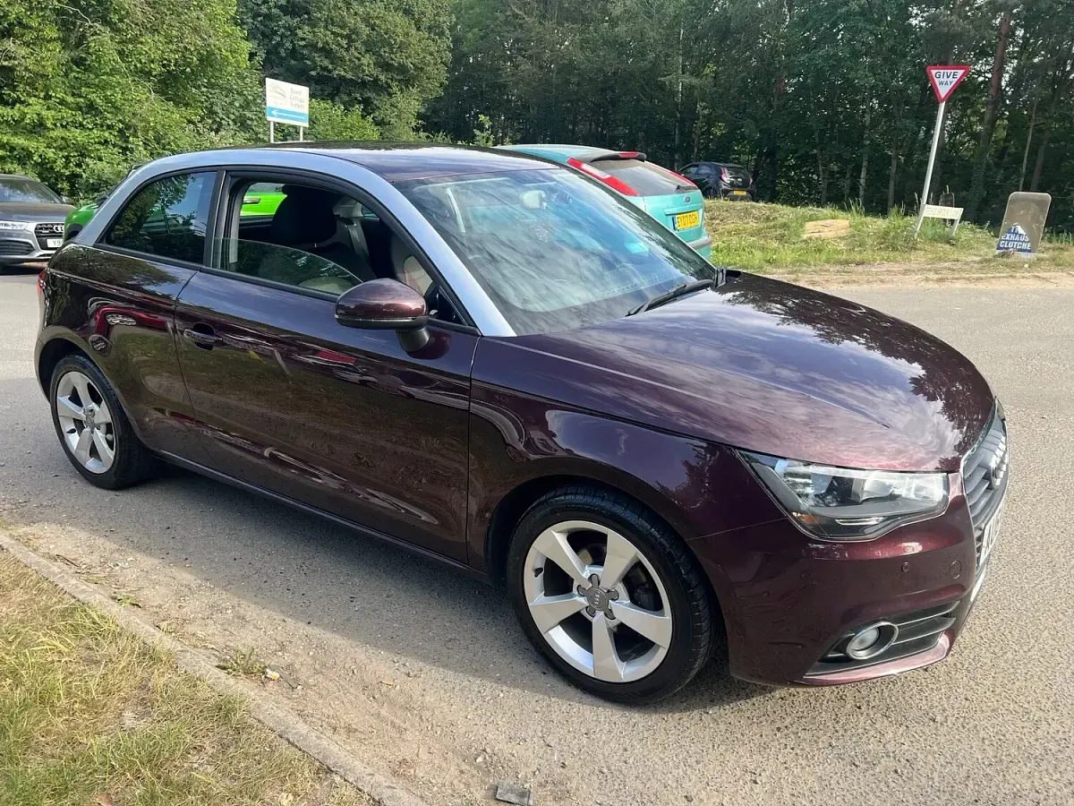 Used Audi A1 Sport 86 HP (63 kW) 2014 Red Hatchback