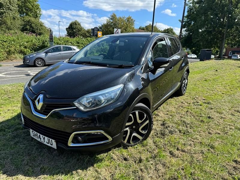 Used Renault Captur Dynamique 90 HP (66 kW) 2014 Black SUV