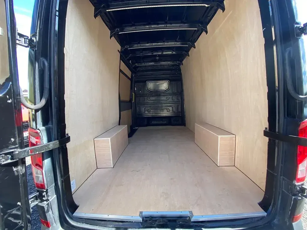 Used VW Crafter Startline 177 HP (130 kW) 2020 Black Van