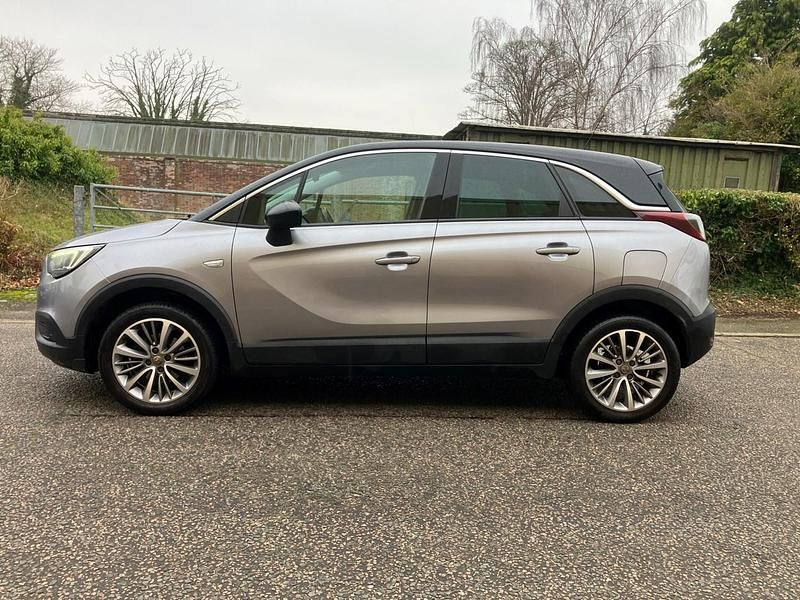 Used Vauxhall Crossland X SRi 110 HP (80 kW) 2020 Grey SUV