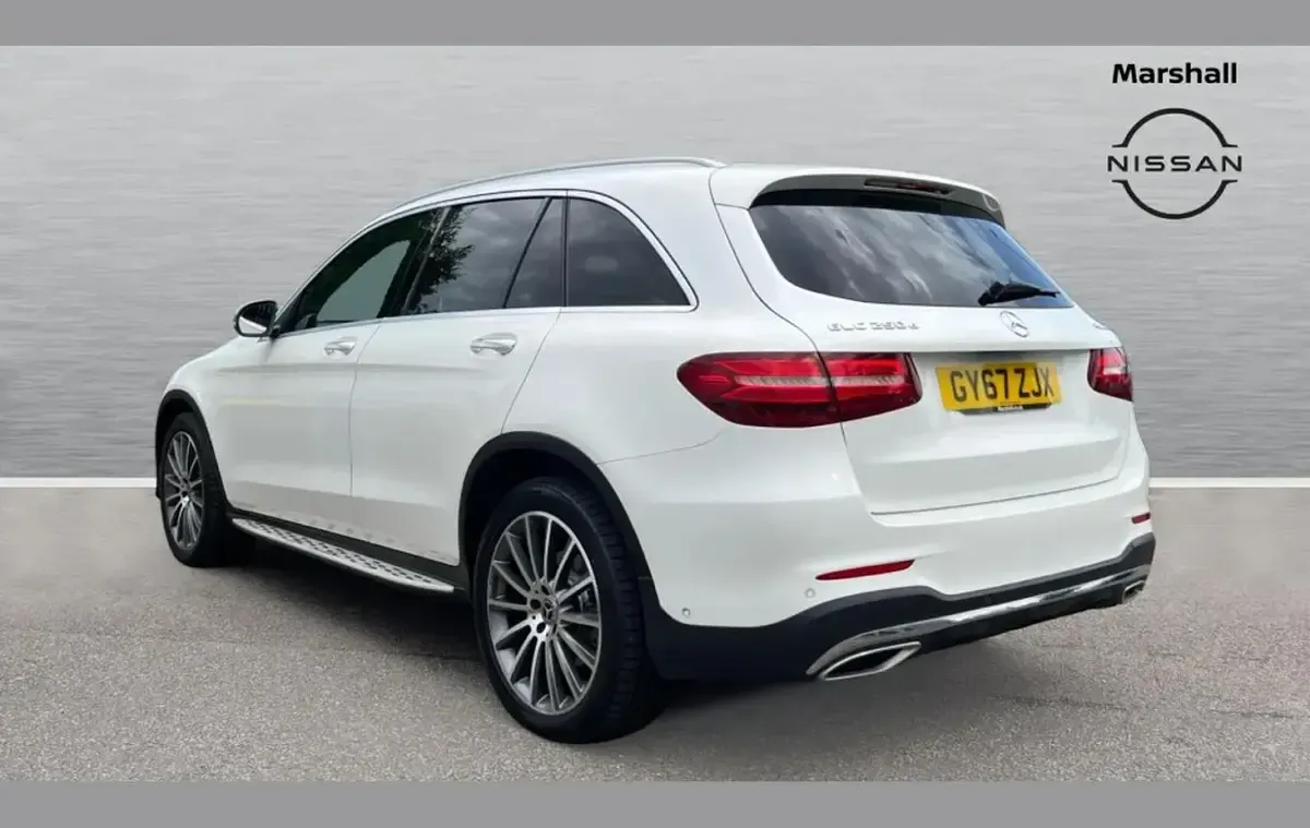 Used Mercedes GLC250 AMG Line Premium 204 HP (150 kW) 2017 White SUV