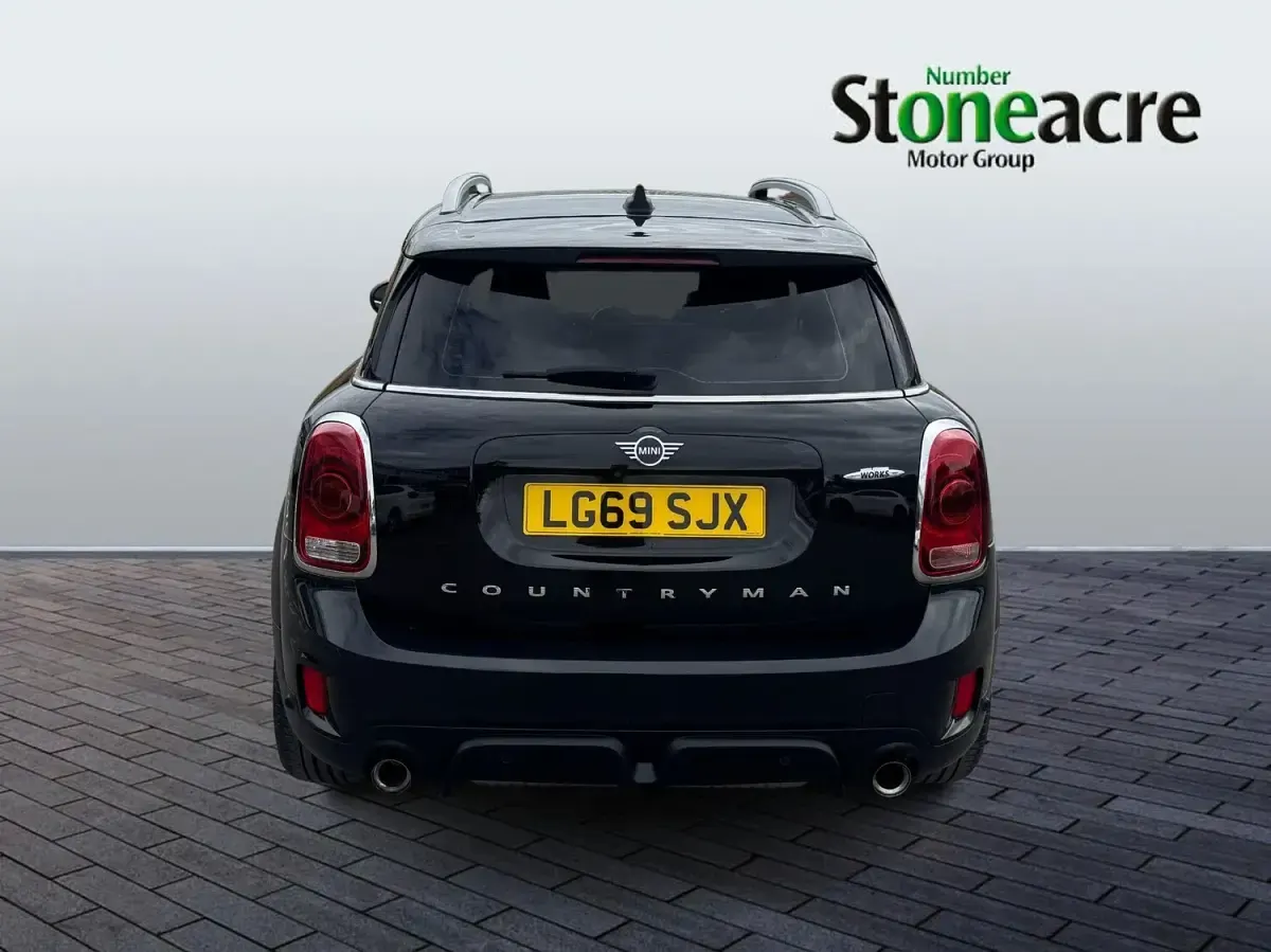 Used Mini John Cooper Works 306 HP (225 kW) 2019 Black Hatchback