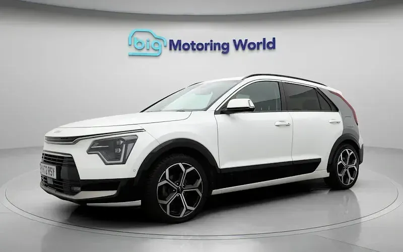 Used Kia Niro 141 HP (103 kW) 2023 White SUV