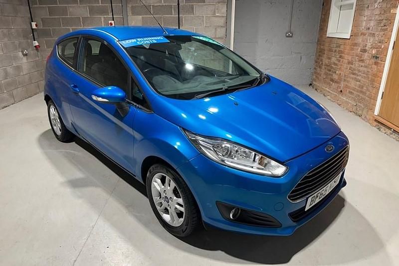 Blue Used 2015 Ford Fiesta Zetec Hatchback | £5,750 (Fair price) - Image 1/1