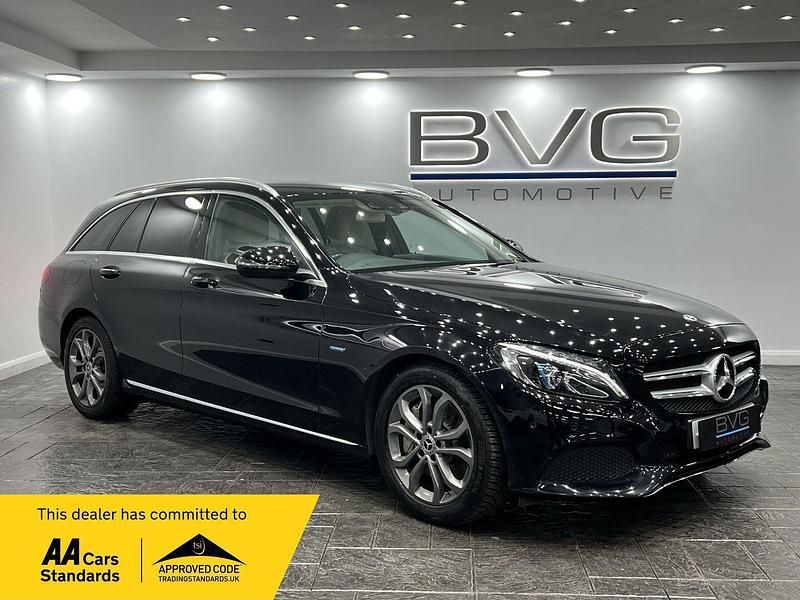 Black Used 2017 Mercedes C350e Estate | £12,994 (Fair price) - Image 1/2