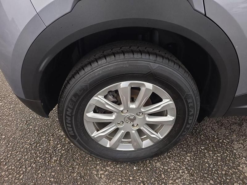 Used Vauxhall Mokka Design Edition 130 HP (95 kW) 2022 Grey SUV