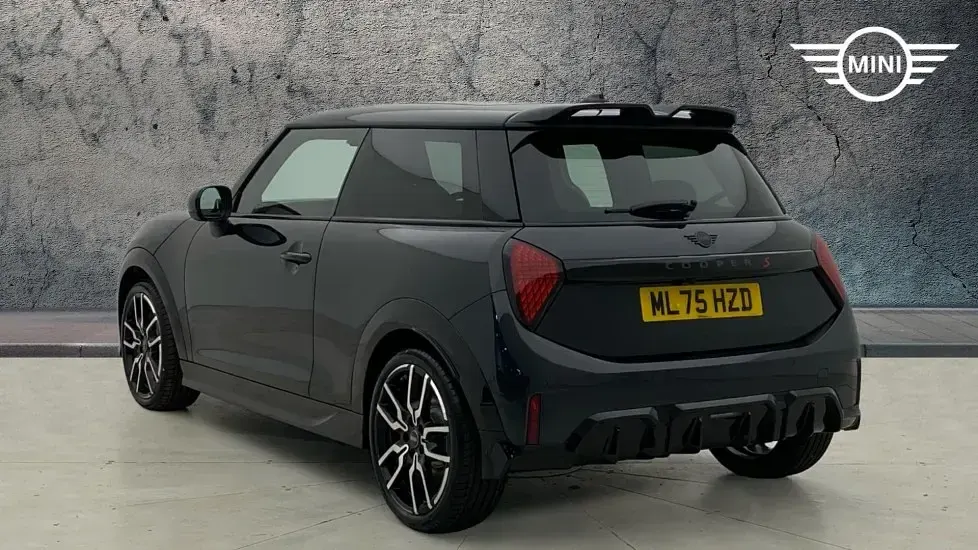 Used Mini Cooper S Hatch 201 HP (147 kW) 2025 Grey Hatchback